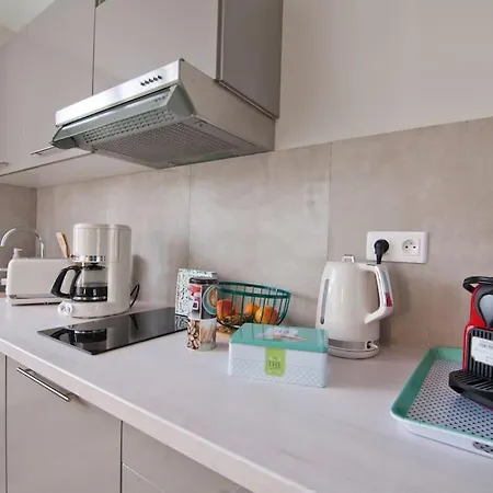 Cadre - Saint-Julien-les-Villas